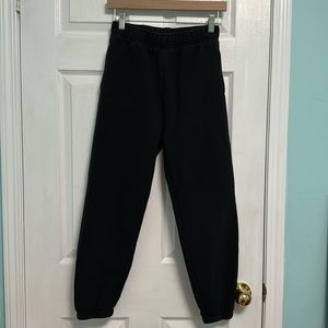 Aritzia TNA CozyAF Boyfriend Sweatpants in Black
